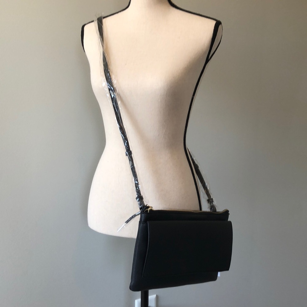 Just Fab black crossbody purse